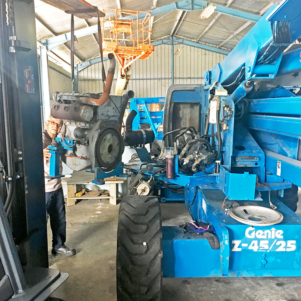 Boom Lift Engine Repair 3B Equipments Hirer Pte. Ltd. Singapore