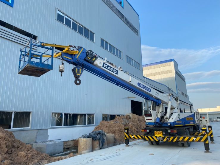 รถบูมลิฟท์ ให้เช่า ณิศา เครน Thailand